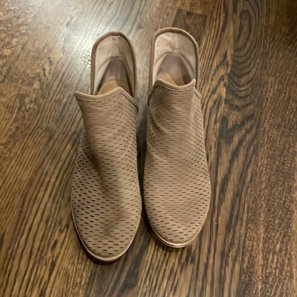 Lucky Brand booties - Picture 1 of 5